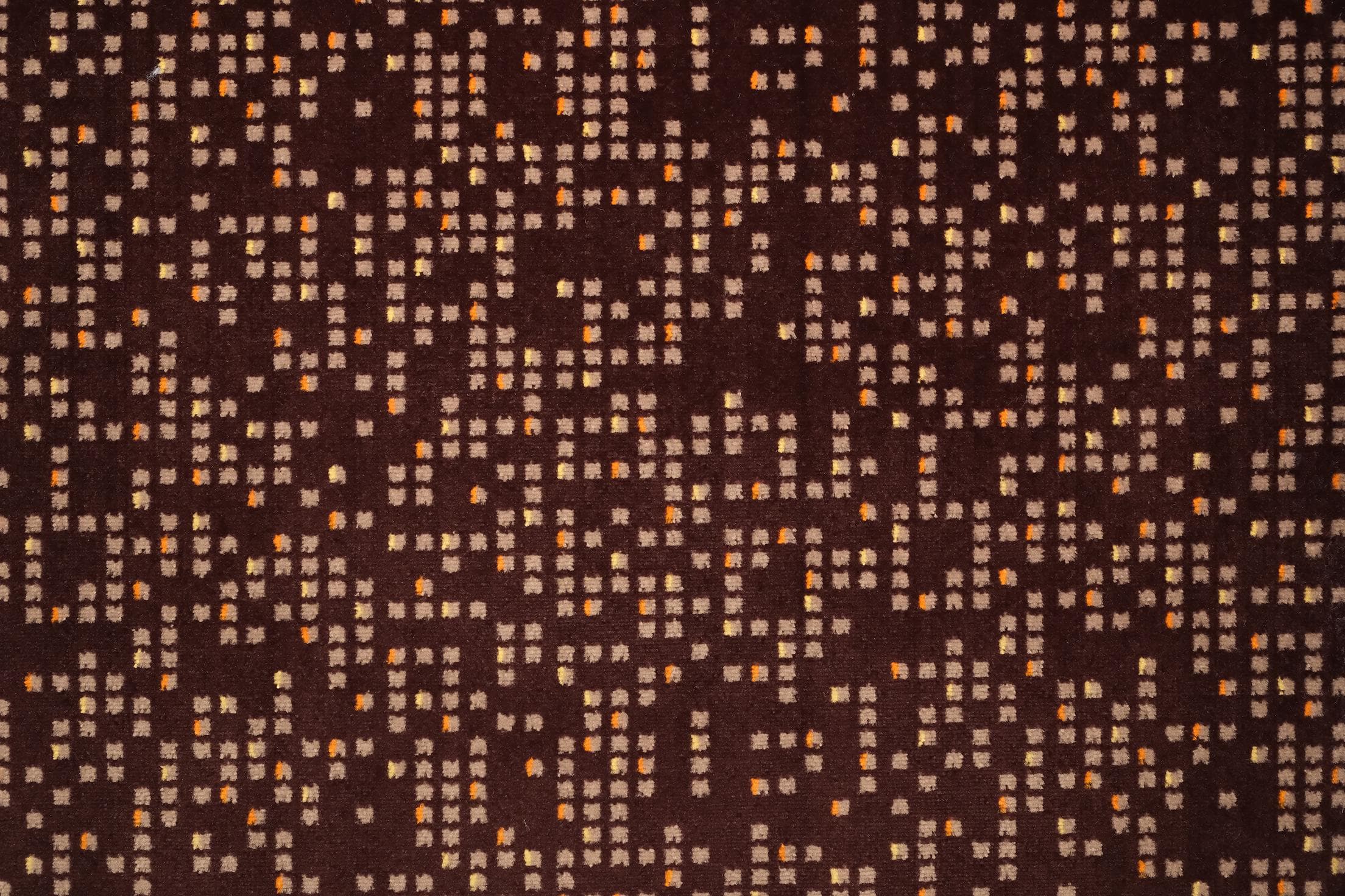 8772 · 4015